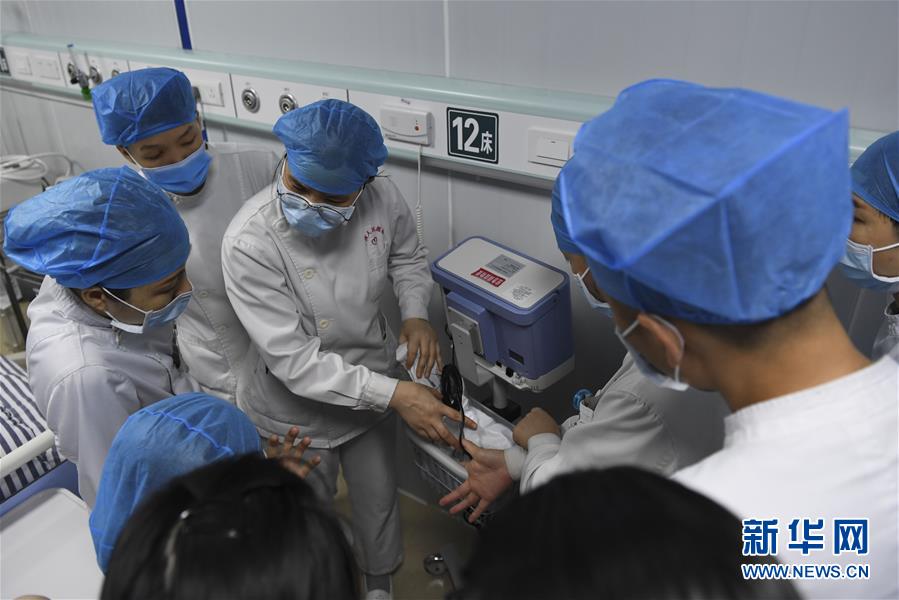 （圖文互動(dòng)）（1）&ldquo;你們逆行，我們護(hù)航&rdquo;&mdash;&mdash;廣西關(guān)愛一線醫(yī)務(wù)工作者見聞 