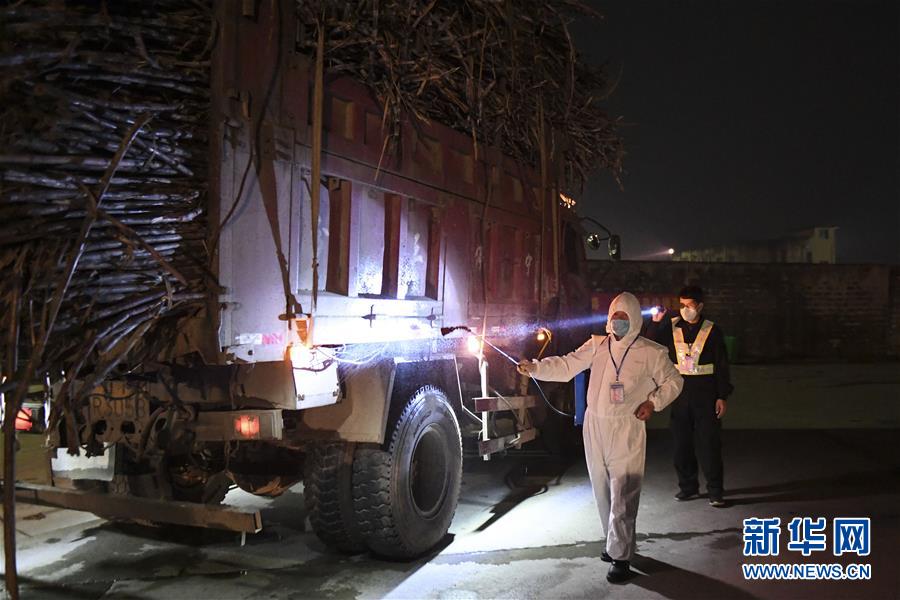 （圖文互動）（7）&ldquo;早一天復(fù)工，損失就少一點&rdquo;&mdash;&mdash;廣西以精準(zhǔn)防控推動復(fù)工復(fù)產(chǎn)一線見聞