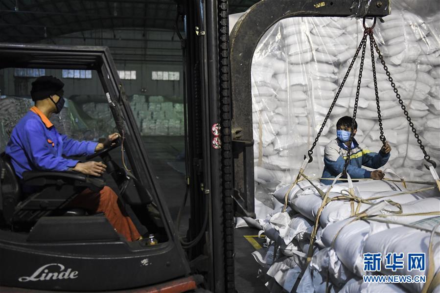 （圖文互動）（9）&ldquo;早一天復(fù)工，損失就少一點&rdquo;&mdash;&mdash;廣西以精準(zhǔn)防控推動復(fù)工復(fù)產(chǎn)一線見聞