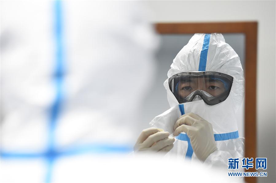 (一線抗疫群英譜·圖文互動)(1)劉博:當(dāng)好抗疫戰(zhàn)斗的“前哨”