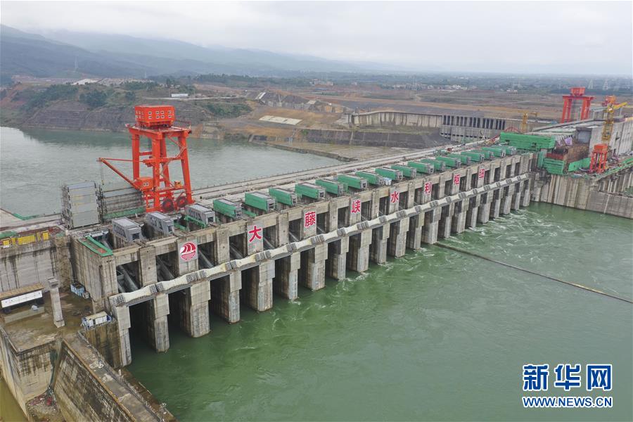 （抓好經濟發(fā)展 應對復雜局面&middot;圖文互動）（3）&ldquo;一企一策&rdquo;解難題 大項目按下&ldquo;加速器&rdquo;&mdash;&mdash;廣西精準有序推動項目開工復工