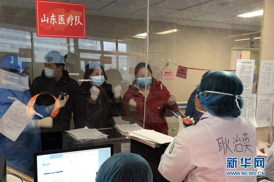 （一線抗疫群英譜&middot;圖文互動(dòng)）（3）耿治英：盼早日重返&ldquo;戰(zhàn)場&rdquo;滅疫魔