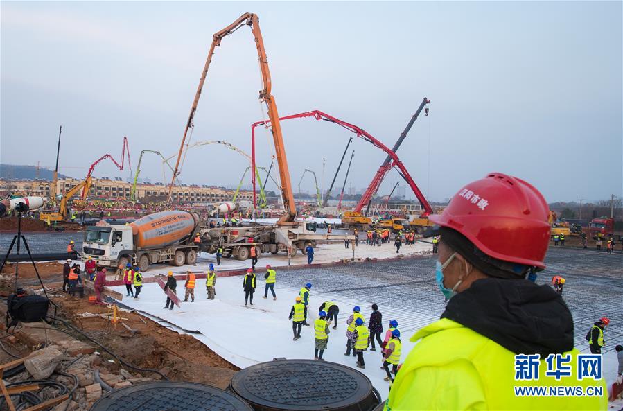 (新華全媒頭條·圖文互動)(3)青春的力量 時代的脊梁——記抗疫一線的“90后”“00后”年輕人