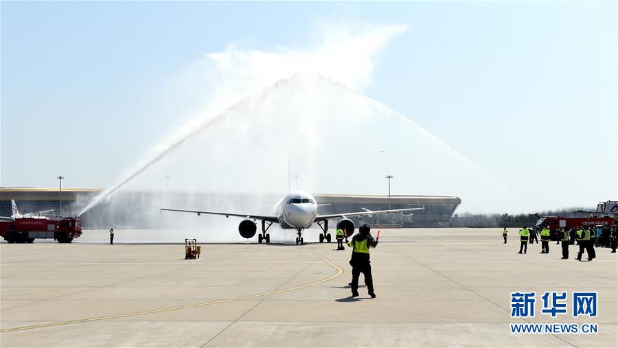 （新華全媒頭條&middot;圖文互動(dòng)）（14）最美逆行者，武漢永遠(yuǎn)記得你！&mdash;&mdash;首批援鄂醫(yī)療隊(duì)返程紀(jì)實(shí)