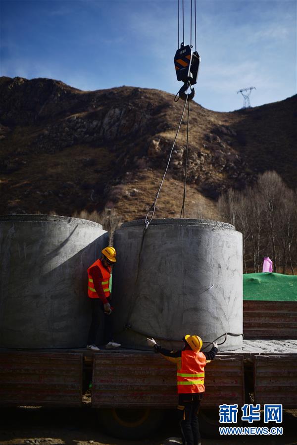 (中國經(jīng)濟新觀察·圖文互動)(4)重大投資項目開復工提速 吹響中國經(jīng)濟復蘇“沖鋒號”