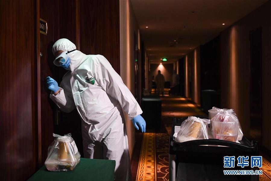 （聚焦疫情防控&middot;圖文互動）（9）&ldquo;感謝你們，讓我感到很踏實！&rdquo;&mdash;&mdash;北京入境人員轉運及隔離點見聞