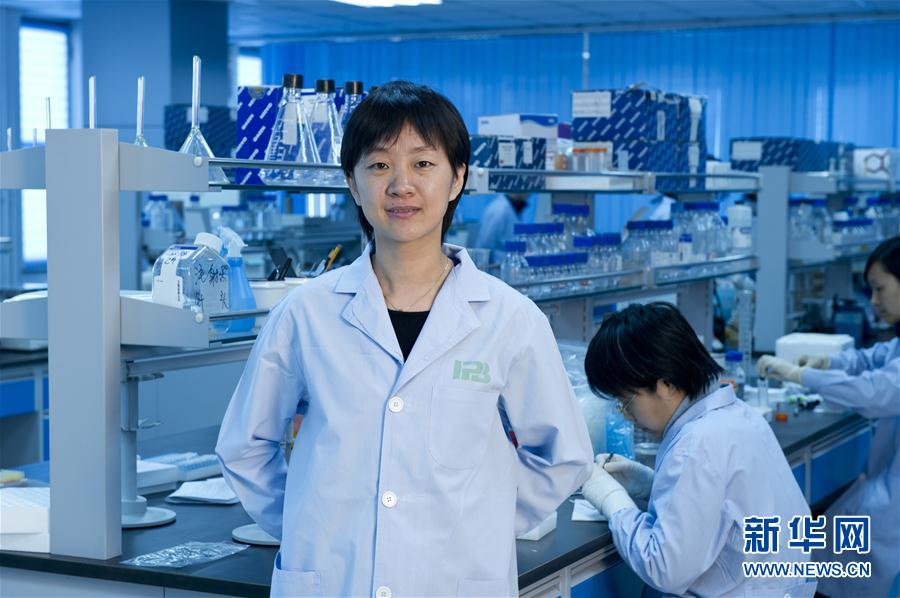 （習(xí)近平致敬的戰(zhàn)&ldquo;疫&rdquo;英雄&middot;科技工作者篇&middot;圖文互動(dòng)）（1）他們，爭(zhēng)分奪秒與病魔較量