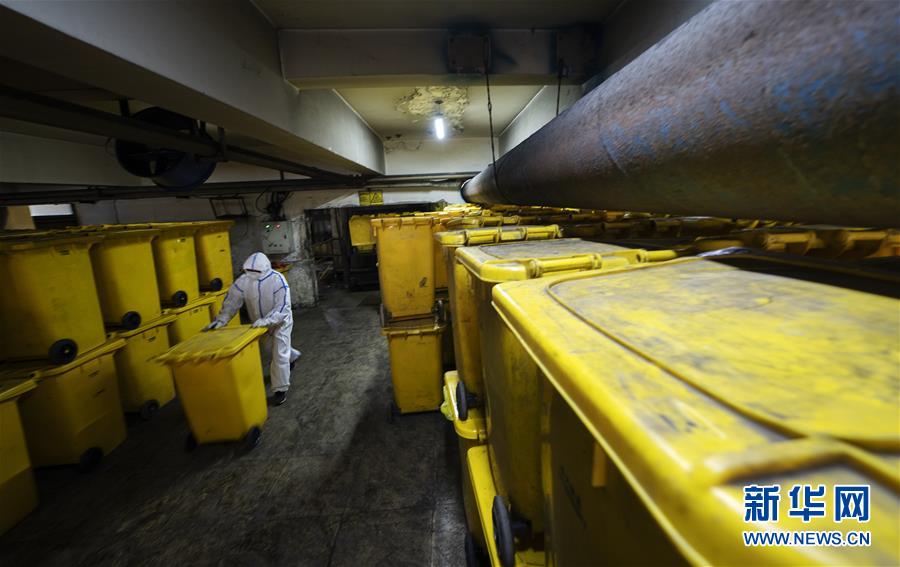 （聚焦疫情防控&middot;圖文互動）（18）&ldquo;隱蔽&rdquo;防線上的阻擊戰(zhàn)&mdash;&mdash;武漢醫(yī)療廢物處理從&ldquo;全線告急&rdquo;到&ldquo;日產(chǎn)日清&rdquo;