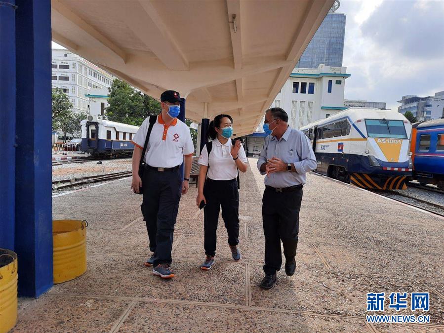 （國際疫情&middot;圖文互動）（8）&ldquo;工作忙碌又細致，經(jīng)驗豐富又專業(yè)&rdquo;&mdash;&mdash;一名柬埔寨青年眼中的中國援柬抗疫醫(yī)療專家組