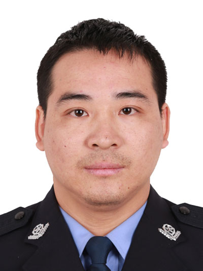 （一線抗疫群英譜&middot;圖文互動）守護鄉(xiāng)親 不負青春&mdash;&mdash;追憶倒在抗疫一線的湖南邵陽輔警王調(diào)兵