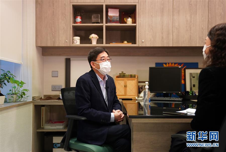 （香港故事&middot;圖文互動）（1）從&ldquo;非典&rdquo;到新冠，一位香港醫(yī)生親歷的兩次抗疫