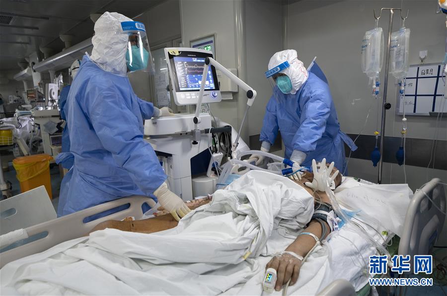 （新華全媒頭條&middot;圖文互動）（8）生命至上，人民至上&mdash;&mdash;武漢戰(zhàn)&ldquo;疫&rdquo;重癥患者救治工作紀(jì)實(shí)