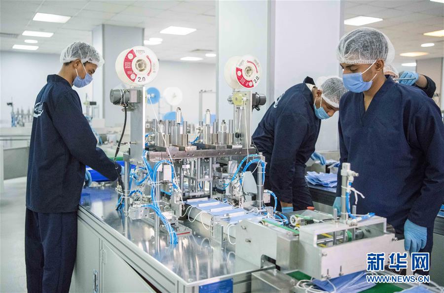 (國(guó)際疫情·圖文互動(dòng))(4)記者手記:中埃合作生產(chǎn)以緩解埃及口罩緊缺
