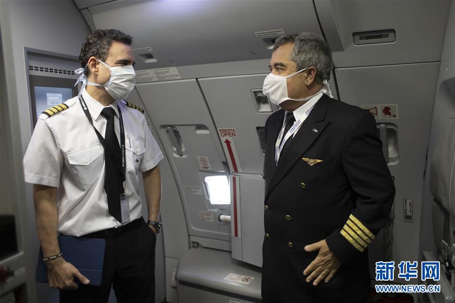 （圖文互動(dòng)&middot;國際疫情）（2）通訊：3.8萬公里的航程　跨越大洋的情誼&mdash;&mdash;記阿根廷從中國運(yùn)載防疫物資