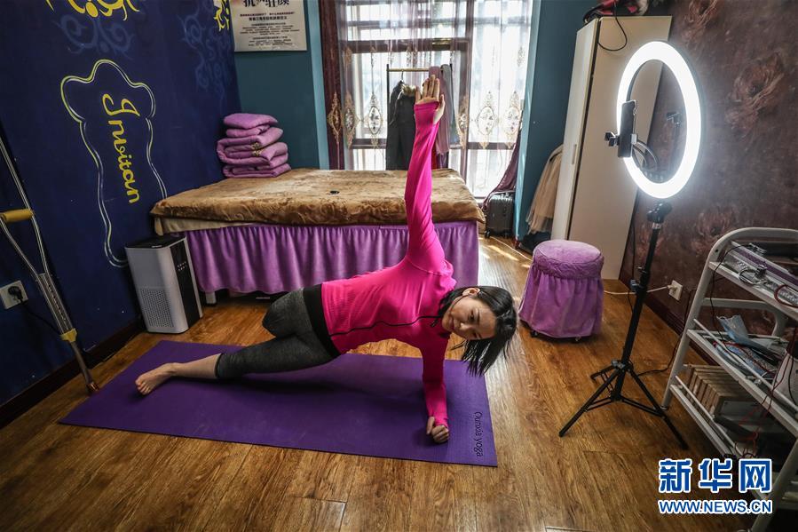 （在習(xí)近平新時(shí)代中國(guó)特色社會(huì)主義思想指引下&mdash;&mdash;新時(shí)代新作為新篇章&middot;習(xí)近平總書(shū)記關(guān)切事&middot;圖文互動(dòng)）（2）打開(kāi)生活的正確方式：更衛(wèi)生、更健康！