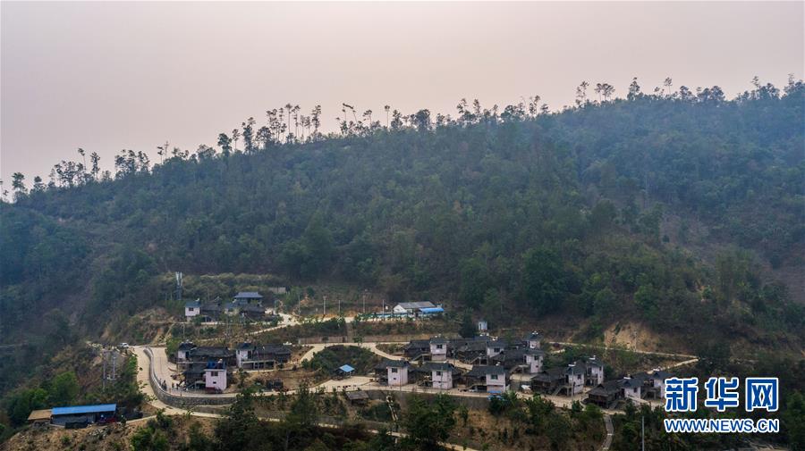 (決戰(zhàn)決勝脫貧攻堅·圖文互動)(10)“孩子再也不用學打獵了”——拉祜族女獵手告別狩獵