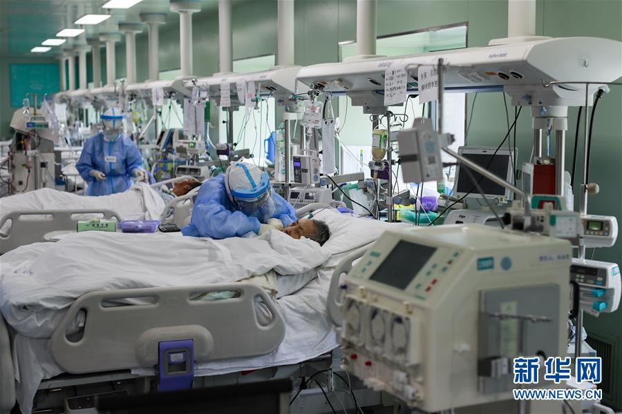 （新華全媒頭條&middot;圖文互動(dòng)）（1）上下同心，守望相助&mdash;&mdash;中國(guó)抗疫眾志成城的生動(dòng)實(shí)踐