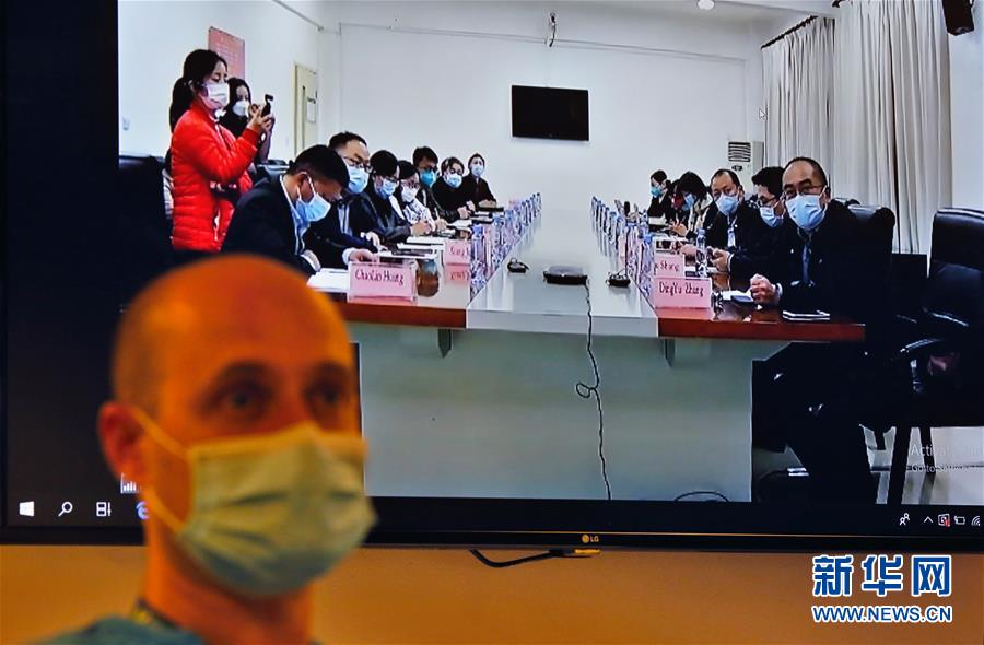 （聚焦疫情防控&middot;圖文互動(dòng)）（13）分秒必爭！一切為了治病救人&mdash;&mdash;中國抗疫生命至上的生動(dòng)實(shí)踐