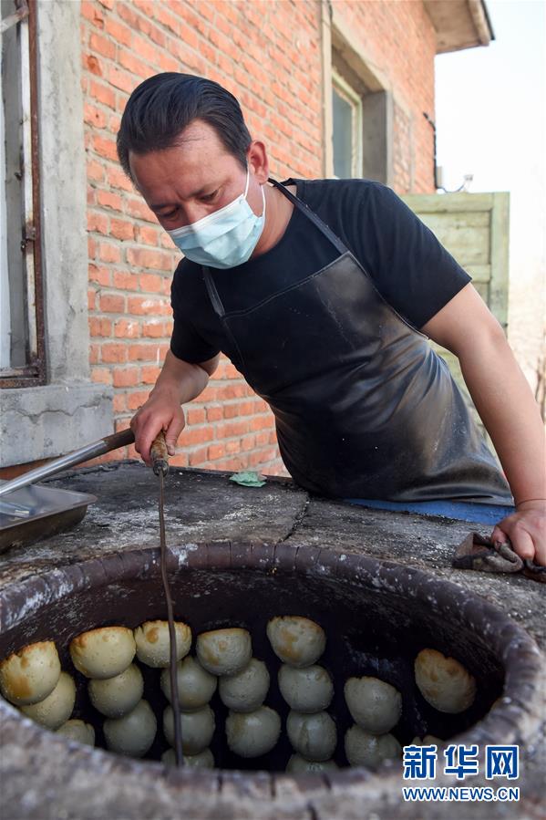 （決戰(zhàn)決勝脫貧攻堅(jiān)&middot;圖文互動(dòng)）（8）阿布都艾尼北上務(wù)工&ldquo;三級(jí)跳&rdquo;