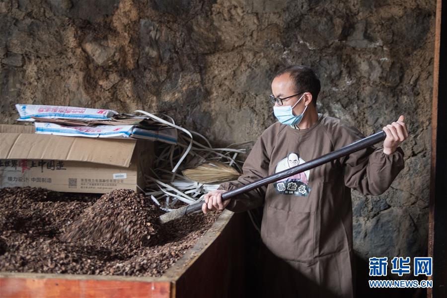 (決戰(zhàn)決勝脫貧攻堅·圖文互動)(3)香在深山有“遠親”