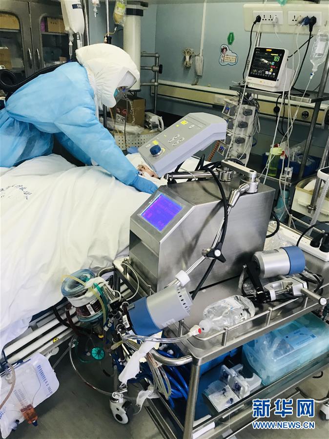 （新華全媒頭條&middot;圖文互動(dòng)）（4）&ldquo;我看不見你的樣子，但我知道你是誰(shuí)&rdquo;&mdash;&mdash;寫在國(guó)際護(hù)士節(jié)來(lái)臨之際