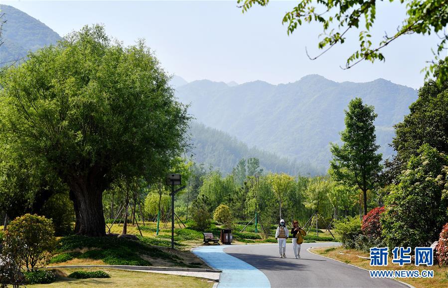 （新華全媒頭條&middot;圖文互動(dòng)）（8）循著習(xí)近平總書記的足跡，感受那山那水
