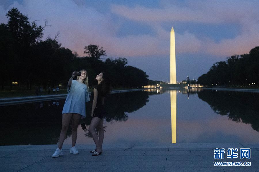 (國際疫情)(3)約翰斯·霍普金斯大學(xué):美國新冠確診病例累計超160萬例