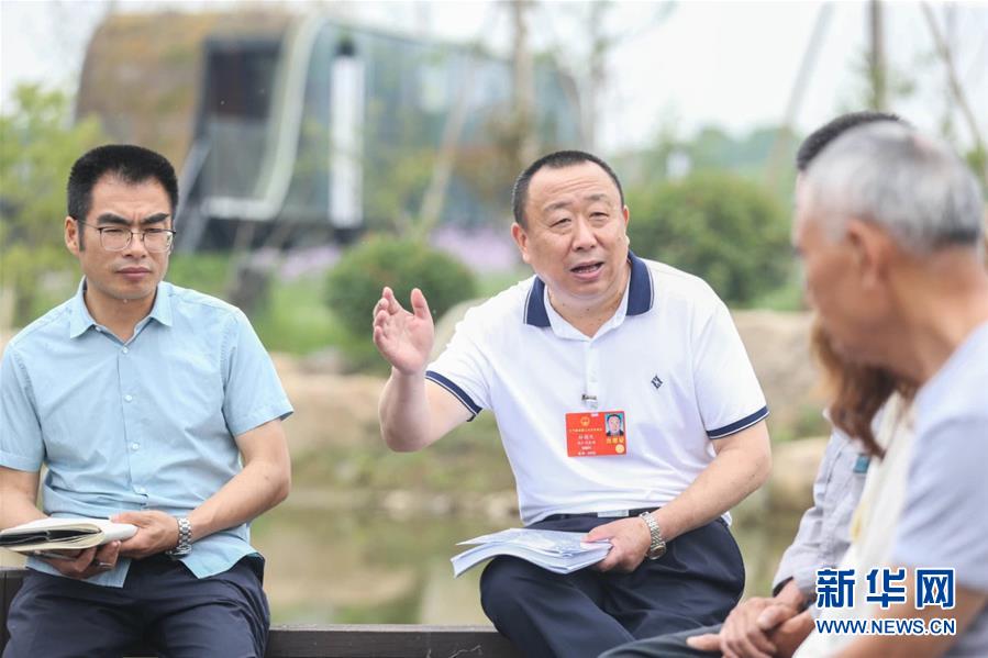 （新華全媒頭條&middot;兩會精神看落實&middot;圖文互動）（2）整體謀劃、系統(tǒng)升級、全面提升&mdash;&mdash;落實全國兩會精神織牢織密公共衛(wèi)生防護網(wǎng)