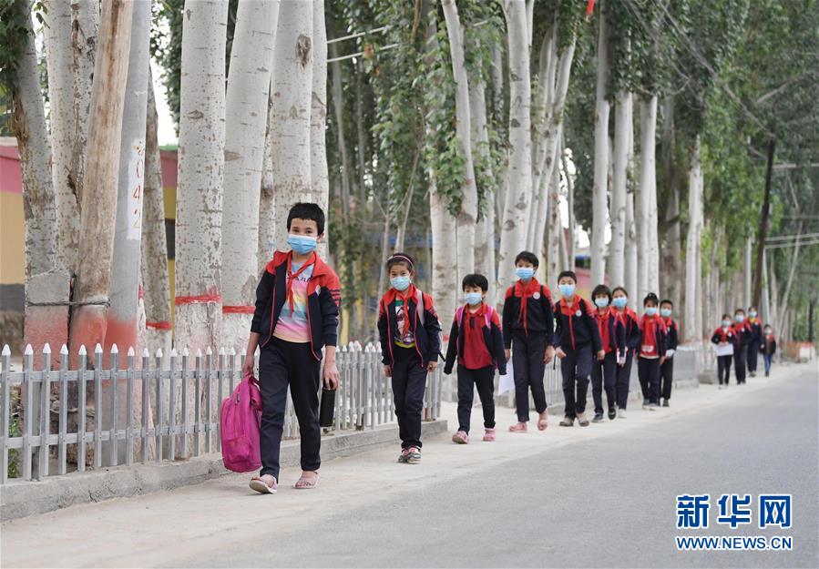 （決戰(zhàn)決勝脫貧攻堅(jiān)&middot;聚焦三區(qū)三州&middot;圖文互動）（2）鄉(xiāng)村&ldquo;熱點(diǎn)&rdquo;在轉(zhuǎn)移