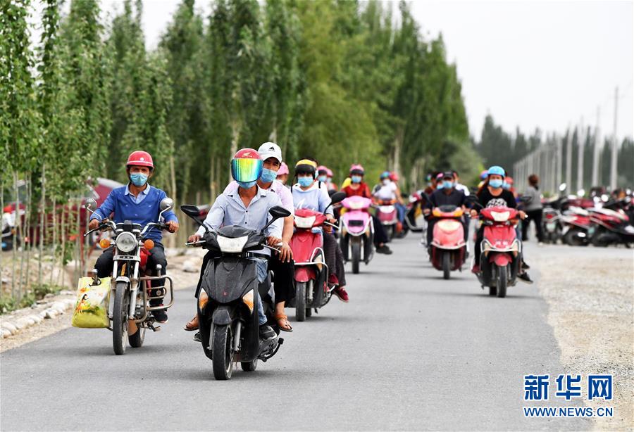 （決戰(zhàn)決勝脫貧攻堅(jiān)&middot;聚焦三區(qū)三州&middot;圖文互動）（3）鄉(xiāng)村&ldquo;熱點(diǎn)&rdquo;在轉(zhuǎn)移