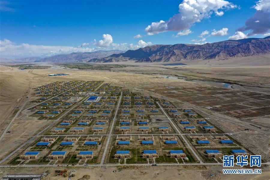 （新華全媒頭條&middot;圖文互動(dòng)）（8）飛吧，&ldquo;帕米爾雄鷹&rdquo;！