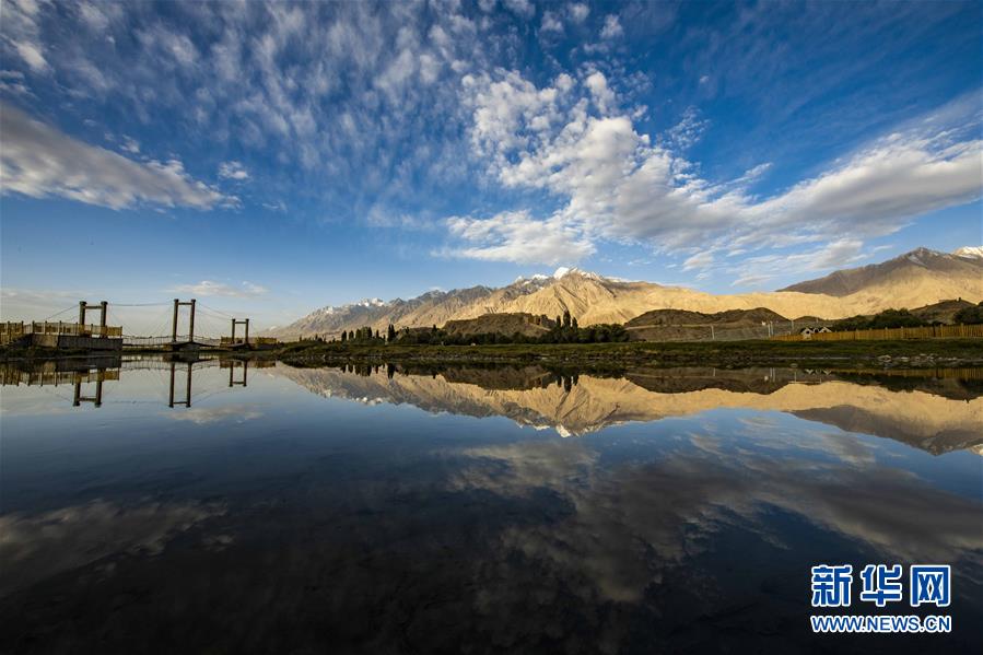 （新華全媒頭條&middot;圖文互動(dòng)）（10）飛吧，&ldquo;帕米爾雄鷹&rdquo;！