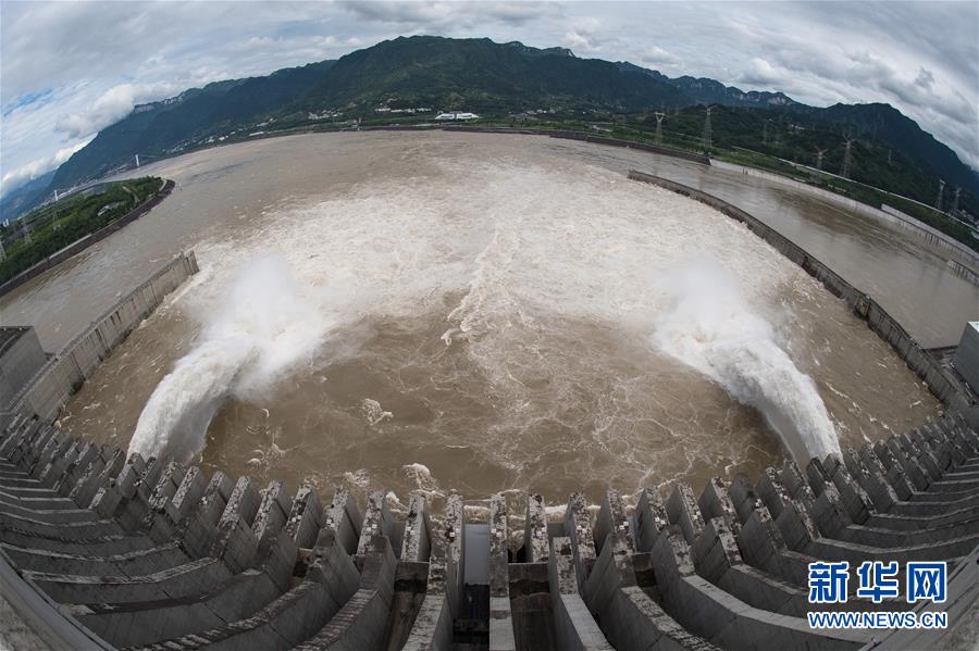 （新華全媒頭條&middot;圖文互動(dòng)）（7）把確保人民生命安全放在第一位&mdash;&mdash;聚焦當(dāng)前我國(guó)防汛救災(zāi)工作