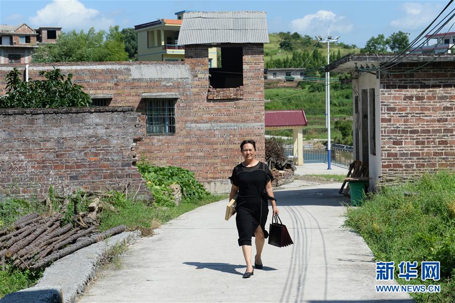 （圖文互動）（2）湘南深山，堅守扶貧一線的黨員之家