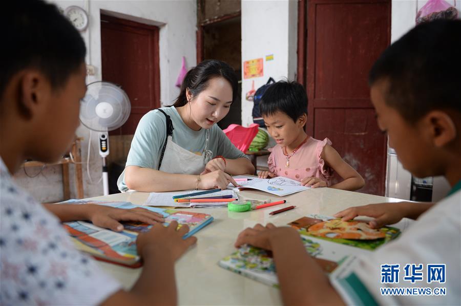 （圖文互動）（3）湘南深山，堅守扶貧一線的黨員之家
