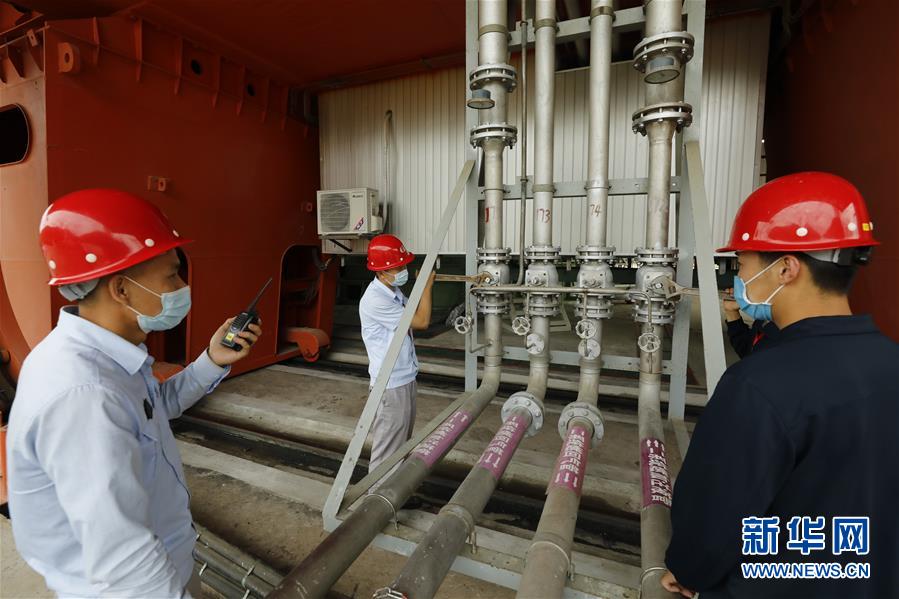 （圖文互動(dòng)）（4）北斗發(fā)射緊急叫停后&hellip;&hellip;&mdash;&mdash;記西昌衛(wèi)星發(fā)射中心加注分隊(duì)黨員群體