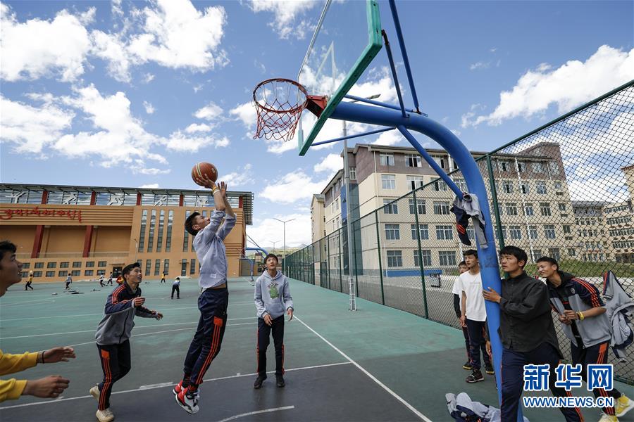 (圖文互動)(10)雪山草地展新貌——四川阿壩州脫貧奔小康紀(jì)實