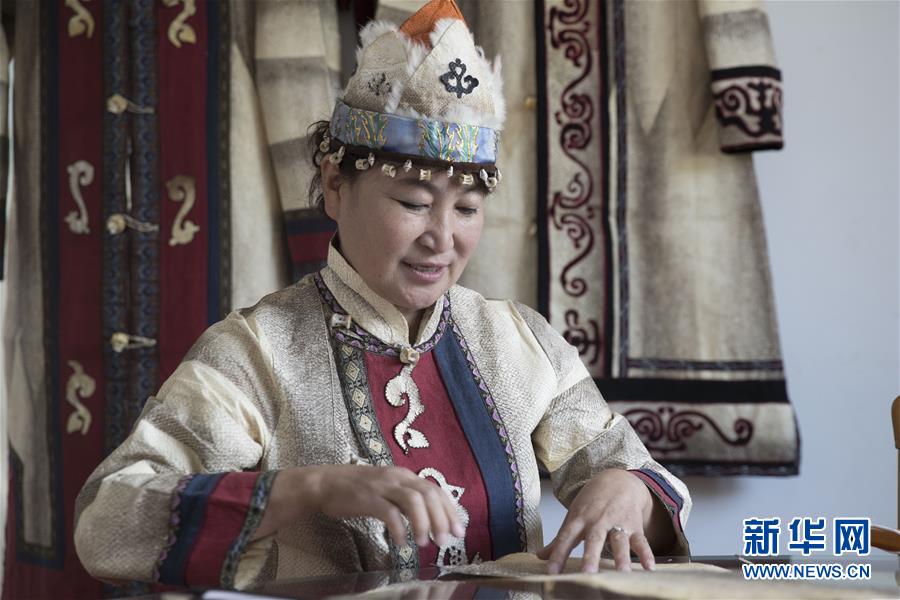 （新華全媒頭條&middot;走向我們的小康生活&middot;圖文互動）（8）迎著東升的紅日&mdash;&mdash;走向小康之路的赫哲族