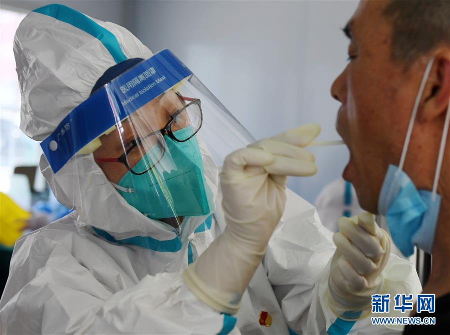 （新華全媒頭條&middot;圖文互動）（7）首都再戰(zhàn)&ldquo;疫&rdquo;，難忘40天&mdash;&mdash;寫在北京應(yīng)急響應(yīng)級別降級之際 