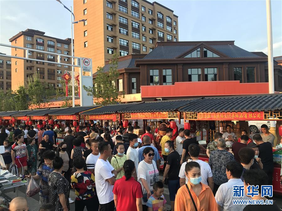 （決戰(zhàn)決勝脫貧攻堅(jiān)&middot;圖文互動）（2）扶貧夜市讓小城&ldquo;煙火氣&rdquo;升騰&ldquo;致富味&rdquo;