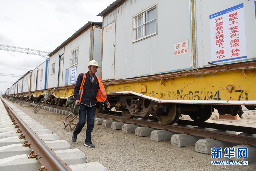 (圖文互動(dòng))(3)筑完“天路”架“云梯”——鐵路老兵再上高原