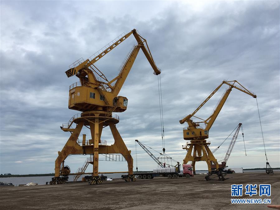 (圖文互動)(1)防疫不松 貿(mào)易暢通——中國“東極”撫遠海關一線見聞