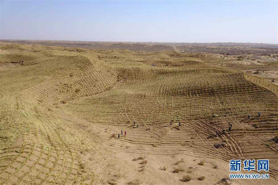 （在習(xí)近平新時(shí)代中國特色社會(huì)主義思想指引下&mdash;&mdash;新時(shí)代新作為新篇章&middot;習(xí)近平總書記關(guān)切事&middot;圖文互動(dòng)）（4）綠色映底蘊(yùn)，山水見初心&mdash;&mdash;生態(tài)優(yōu)先、綠色發(fā)展持續(xù)造福群眾美好生活