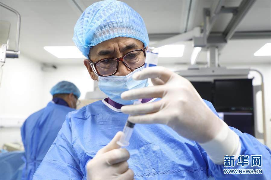 （圖文互動(dòng)）（3）身披&ldquo;重甲&rdquo;來&ldquo;繡花&rdquo;&mdash;&mdash;醫(yī)院中的&ldquo;鉛衣醫(yī)生&rdquo;