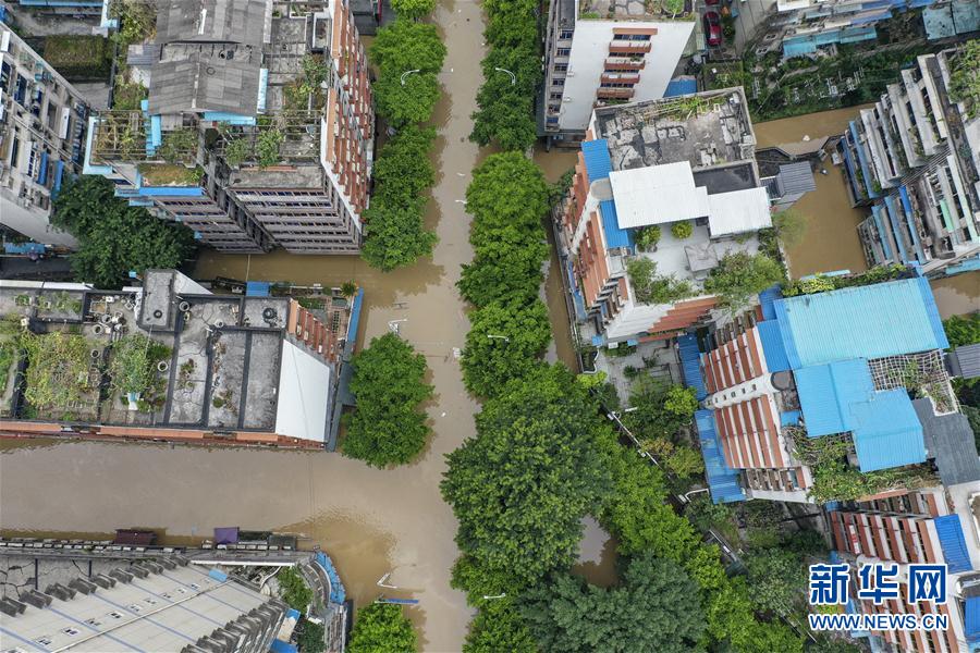 （防汛抗洪&middot;圖文互動(dòng)）（3）筑起防大汛的堅(jiān)強(qiáng)防線&mdash;&mdash;重慶防御長(zhǎng)江、嘉陵江過(guò)境洪峰現(xiàn)場(chǎng)記錄