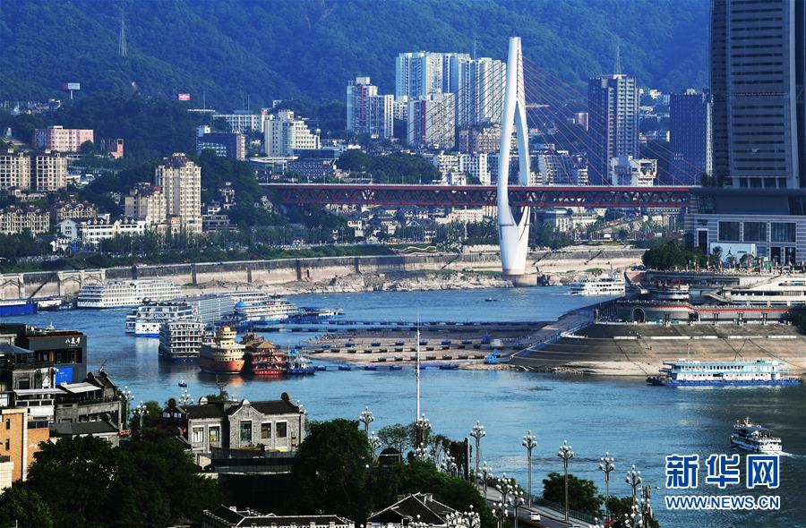 （新華全媒頭條&middot;走向我們的小康生活&middot;圖文互動）（1）大城大鄉(xiāng)的&ldquo;幸福協奏曲&rdquo;&mdash;&mdash;重慶推動高質量發(fā)展創(chuàng)造高品質生活紀事