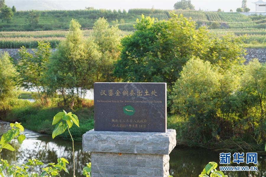 （走向我們的小康生活&middot;圖文互動(dòng)）（5）綠了青山，紅了日子&mdash;&mdash;秦巴山區(qū)群眾繪出小康&ldquo;調(diào)色板&rdquo;