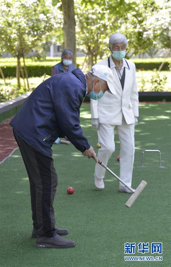 （走向我們的小康生活&middot;圖文互動）（5）北京&ldquo;老有所養(yǎng)&rdquo;的床邊、身邊、周邊事