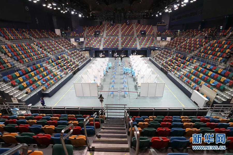 （圖文互動(dòng)）（5）特寫(xiě)：新冠病毒普檢首日，香港市民踴躍參與