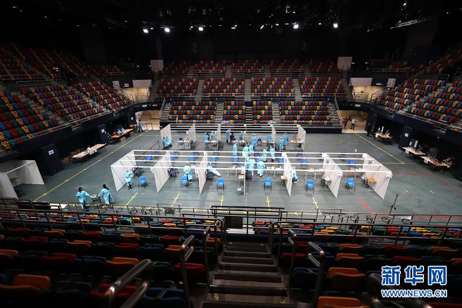 （圖文互動(dòng)）（1）&ldquo;身為醫(yī)護(hù)人員一分子，應(yīng)該出來幫忙&rdquo;&mdash;&mdash;參與新冠病毒社區(qū)檢測的香港醫(yī)護(hù)人員速寫